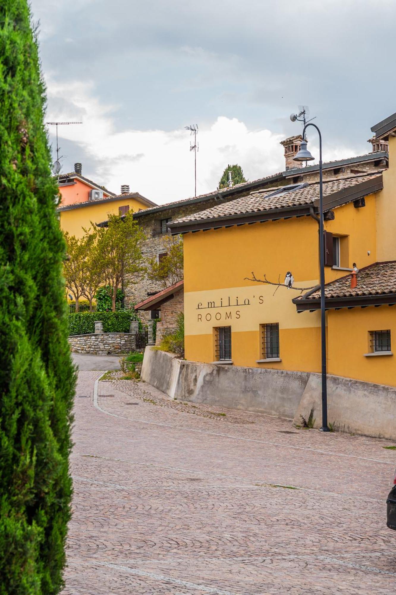 Emilio'S Rooms Castelvetro di Modena Exterior photo